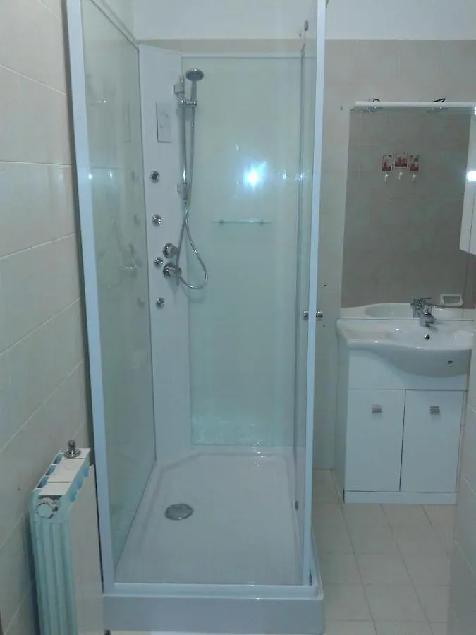 Tigullio Vacations Il Ciliegio Apartment Leivi Italy
