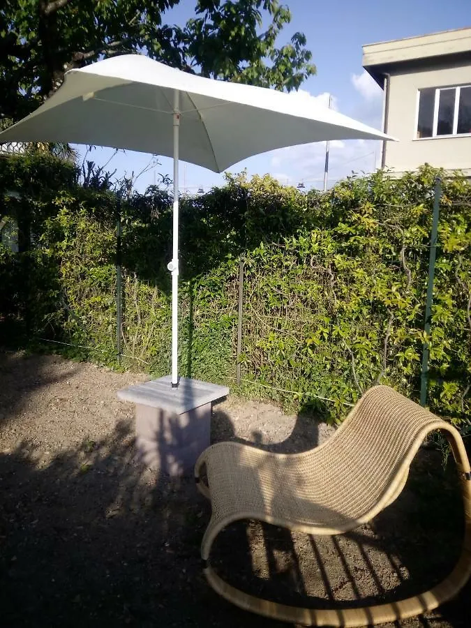 Tigullio Vacations Il Ciliegio Apartment Leivi Italy